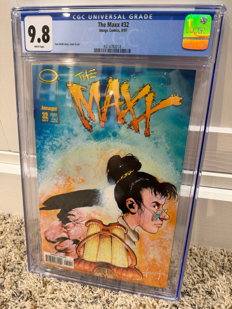 The Maxx #32 - CGC 9.8 White Pages
