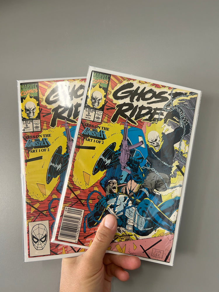 OCTOBER 2024 MAINSTREAM MONTHLY MYSTERY BOX (9 TOTAL COMICS)- GUARANTEED TO RECEIVE THE NEWSSTAND & DIRECT COVER SHOWN IN THIS PHOTO AS YOUR LUCKY DUCKIE!