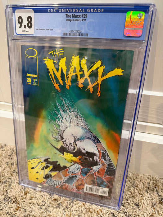 The Maxx #29 - CGC 9.8 White Pages